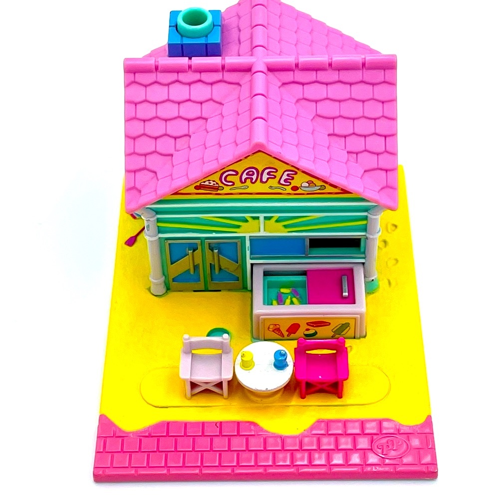 Bluebird Polly Pocket 1993 Beach Cafe with one figure